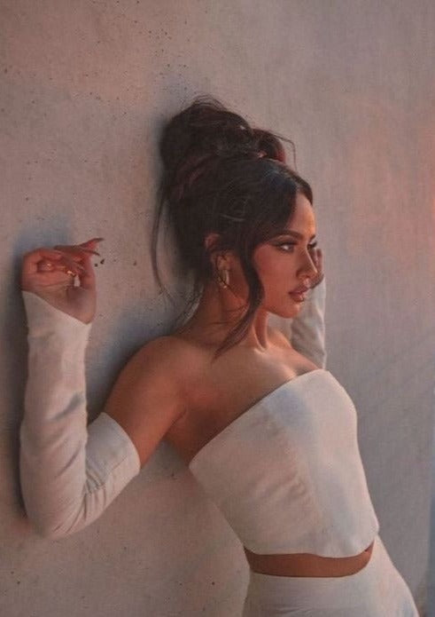 //BECKY G// Dipped Hem Corset Top - White