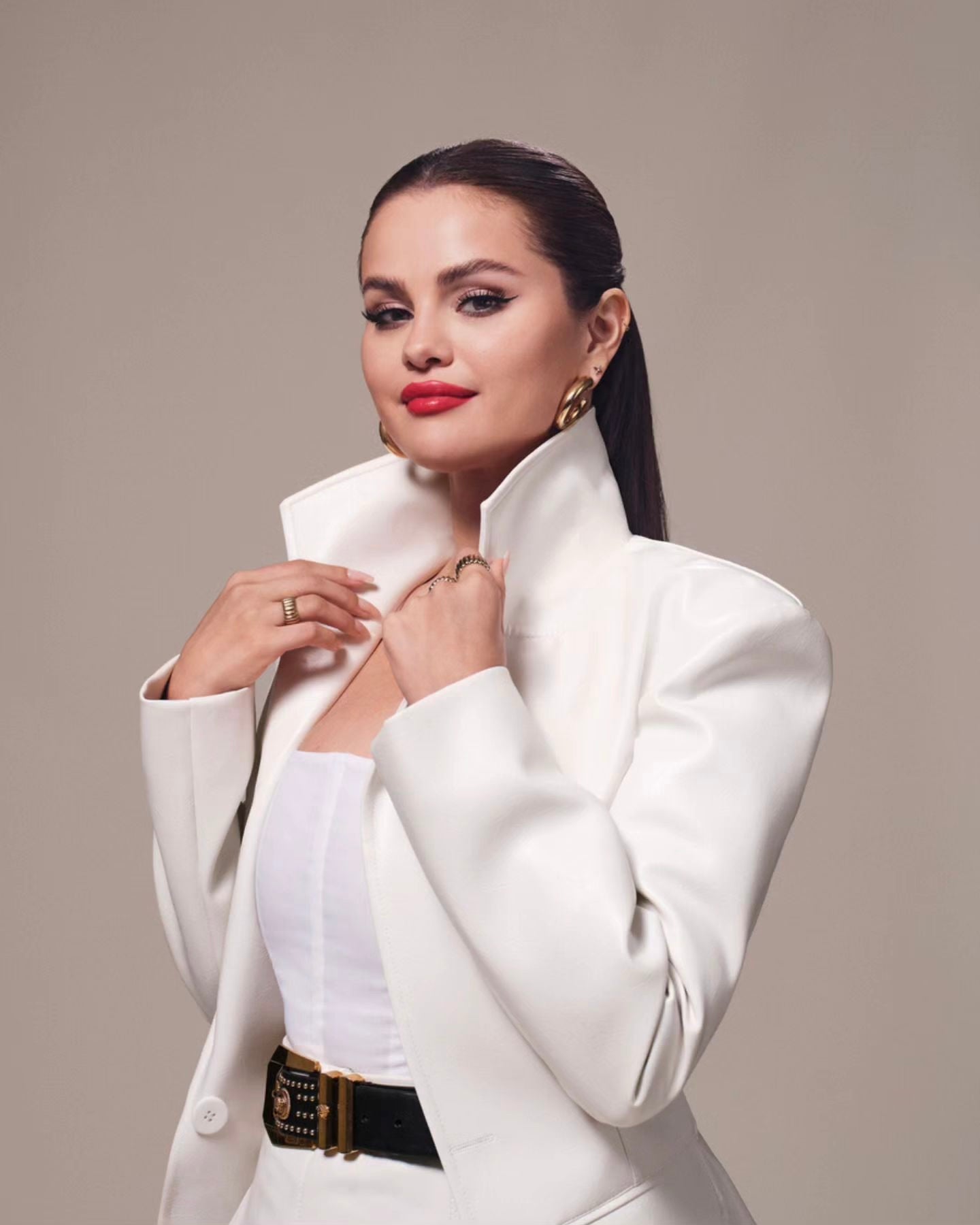 //SELENA GOMEZ// White Pleated Leather Skirt